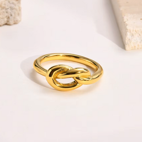 Anel Nó Banhado a Ouro 18k