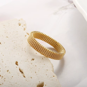 Anel Malha Banhado a Ouro 18K