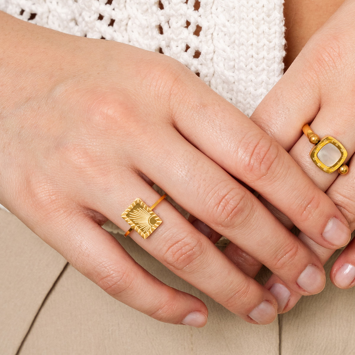 Anel Numeral Romano Banhado a Ouro 18K