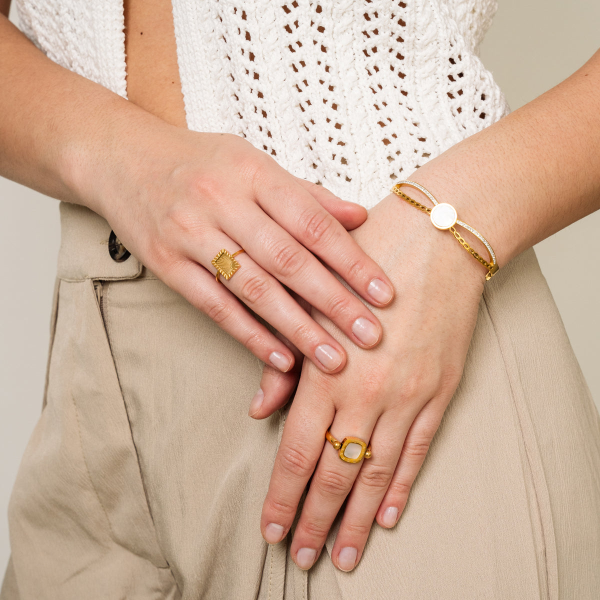 Anel Numeral Romano Banhado a Ouro 18K