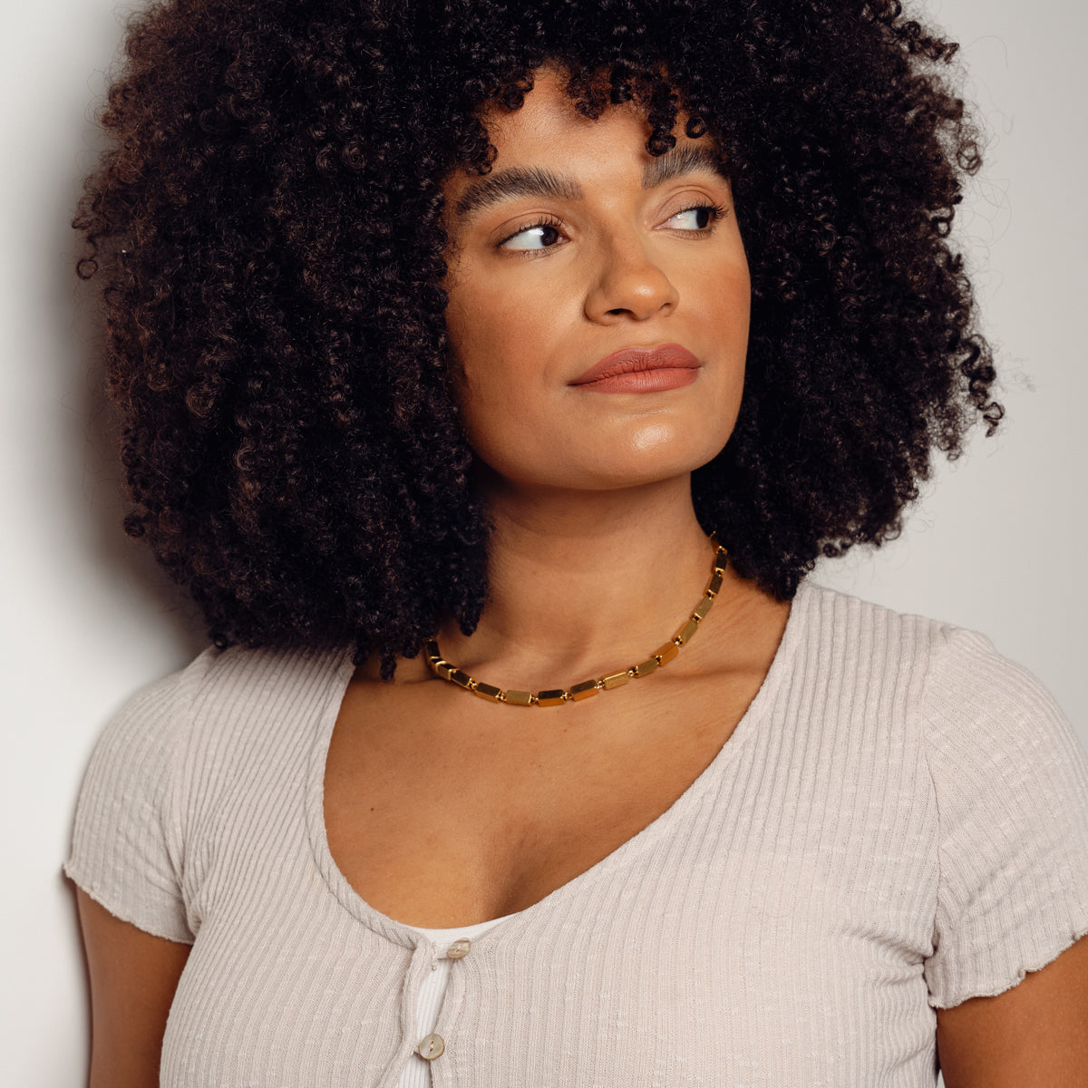 Colar Charme Retangular Banhado a Ouro 18K