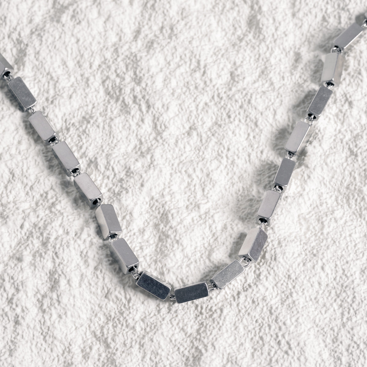 Colar Retangular em Prata