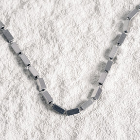 Colar Retangular em Prata