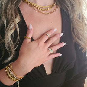 Anel Espiral com Zircônia Banhado a Ouro 18K